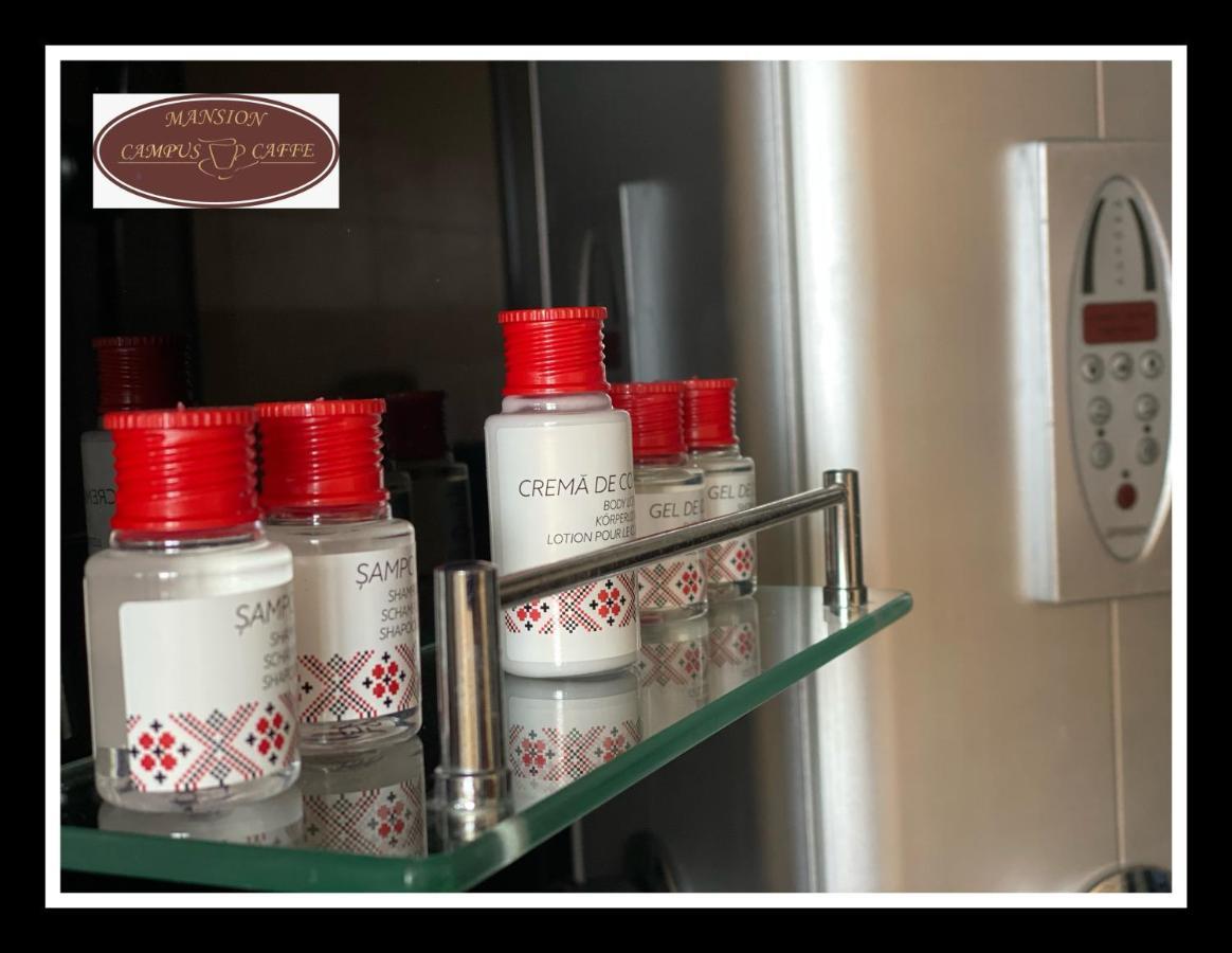 Campus Caffe Mansion Hotell Buzău Eksteriør bilde